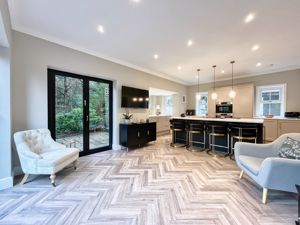 Photo 29- click for photo gallery